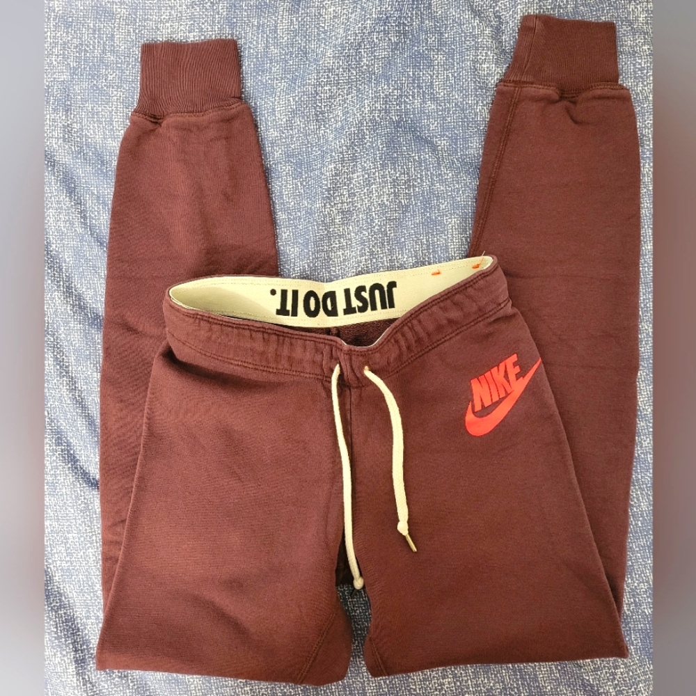 Nike sweatpants